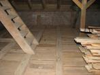 Leca KERAMZYT izoluje akustycznie strop drewniany